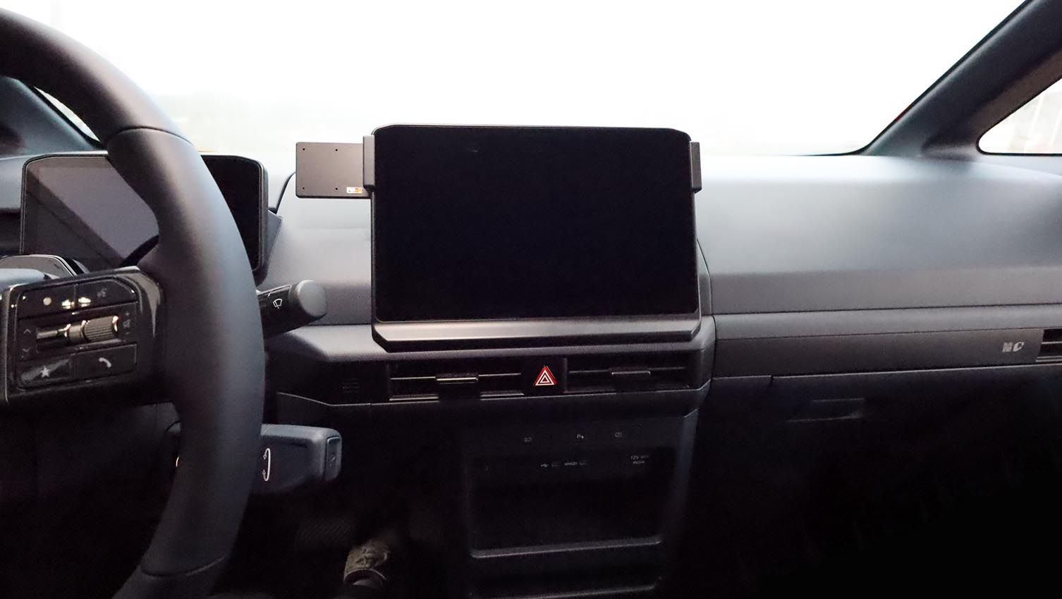 Proclip Kia PV5 Passenger/ PV5 Cargo 25-Center mount LHD/RHD